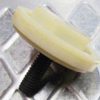 Болт крепления ножа EM3212, 3814, 5125, 5126 замена на 8206-512201-0001710